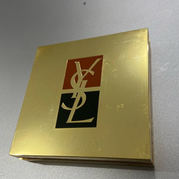 Vintage YSL blush - Picture 2 of 5